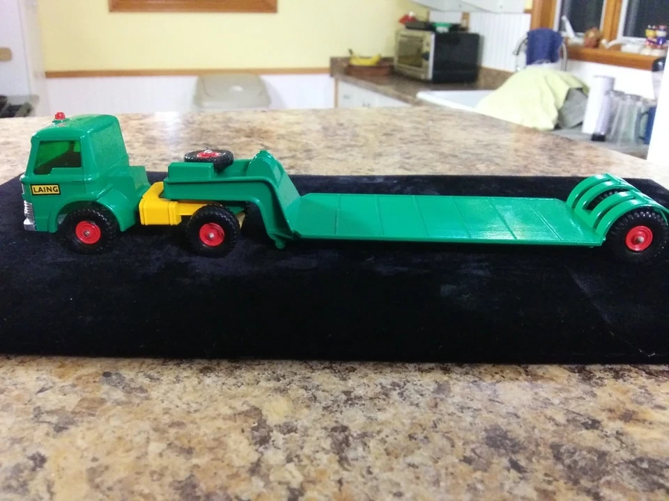 Vintage Matchbox Lesney King Size Ford Tractor and Dyson Low-Loader K-17 - Image 1 of 4