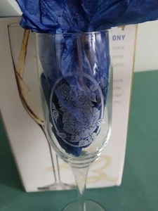Set of 4 Symphony Italian Blown Crystal Etched Champagne Flutes - Picture 1 of 6