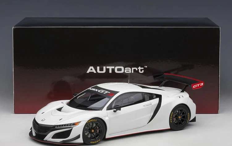 AUTOart 1/18 Honda NSX Gt3 2018 White 81898