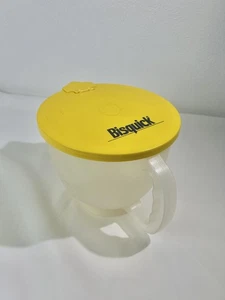 Vintage Tupperware Bisquick Batter Mixing Pitcher 2L 8 Cup Made in USA - Picture 1 of 7
