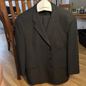 Armani Collezioni Men’s Suit 48R Striped Black Wool Modern Made in Italy - Picture 1 of 6