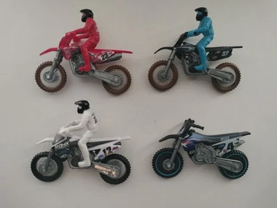 Lot of 4 Spin Master SX Supercross Motorcycles – 1:24 Scale (#23, 32, 12 & 4) - Image 1 of 2