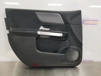 22 2022 MERCEDES-BENZ GLB250 FRONT DOOR TRIM PANEL BLACK LEFT DRIVER Foto 1 de 4