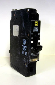 INTERRUPTOR DE CIRCUITO ATORNILLADO SQUARE D EDB14020 1 POLO 20 AMP 277 VOLTIOS - Imagen 1 de 7