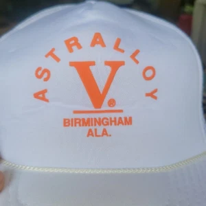 VINTAGE ASTRALLOY V BIRMINGHAM, ALABAMA TRUCKER MESH SNAPBACK HAT CAP - Bild 1 von 7