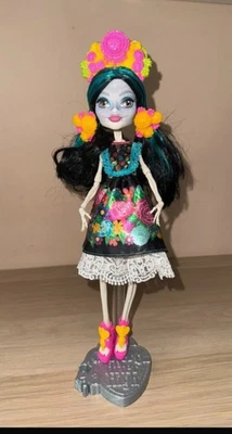 Monster High Skelita Calaveras Adult Collector Doll 2015 Mattel - Image 1 of 4
