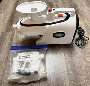 Tribest Greenstar GSE-5000 Elite Slow Masticating Juicer, Jumbo, White; NWOB - Picture 1 of 11