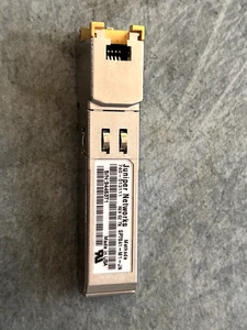 Juniper 740‐013111 EX‐SFP‐1GE‐TX SP7041‐M1‐JN 1Gb Copper RJ‐45 SFP | Używany - Zdjęcie 1 z 1