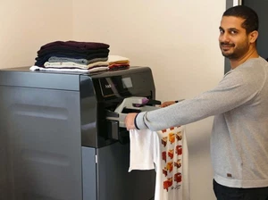 RoboFold Pro Automatic Garment Folding Robot – Clothes & Laundry Folder Black! - Picture 1 of 11