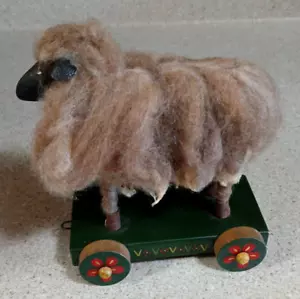 Dudley & Emilie Fuller Wooden Sheep Pull Toy Colonial Williamsburg Foundation - Picture 1 of 6
