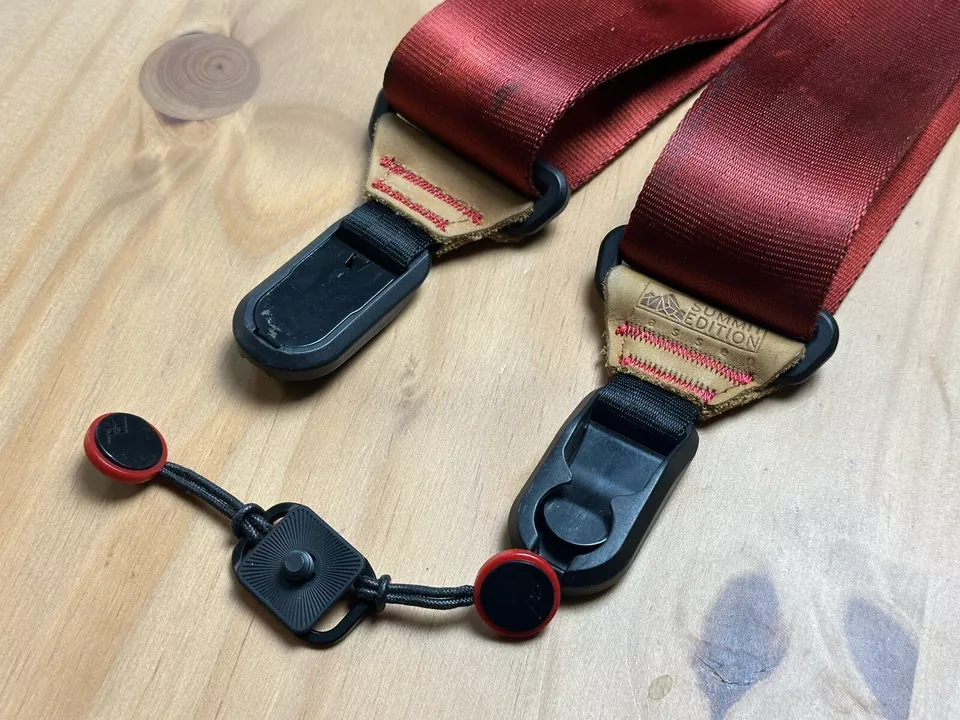 Peak Design Slide Camera Strap Summit Edition (RED) LIMITED EDITION - Image 1 of 4