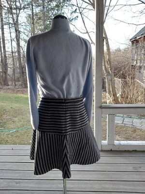 j 圆领女式 6 码半身裙,全衬里,丙烯酸羊毛混纺,黑色灰色灰色 — 第 1/4 张图片