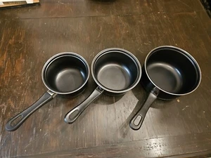 Olla de 3 cacerolas anodizadas duras antiadherentes - Imagen 1 de 7