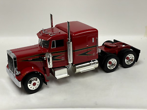 1/18 IVY Peterbuilt 359 Truck from 1967 in Red Diecast / opening parts