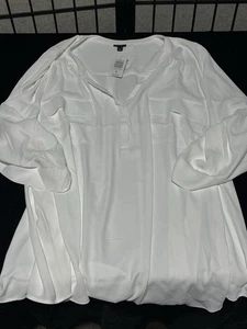 Torrid White Blouse V-Neck Size 6X - Picture 1 of 3