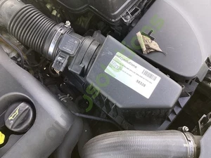 PEUGEOT 407 SE HDI MK1 (Ph1) 6D 2004-2008 Air Filter Box - Picture 1 of 6