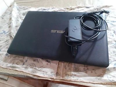 notebook pc portabile usato  asus 14" i7 4GB SSD 120GB webcam win11 - Immagine 1 di 4