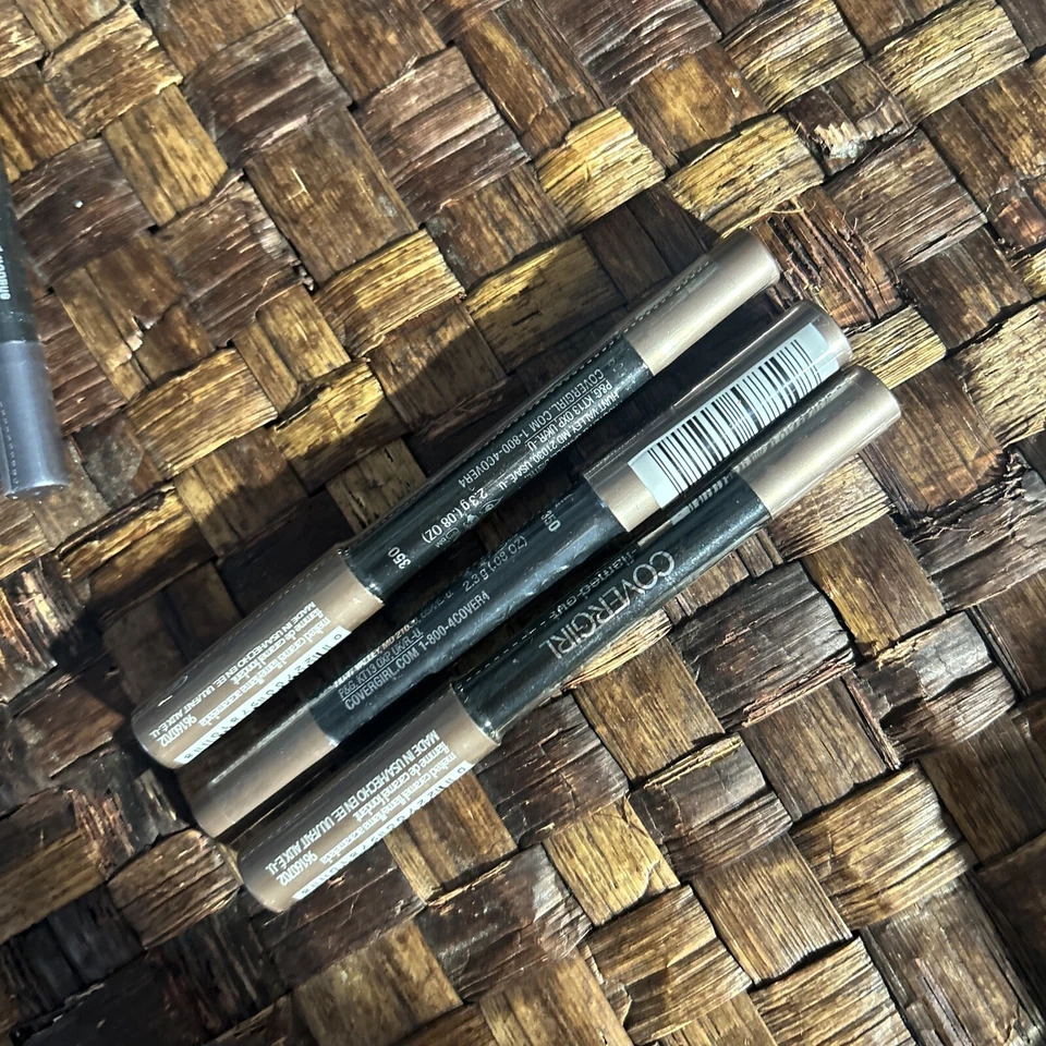 3 SEALED Covergirl Flamed Out Shadow Pencil in Melted 350 Caramel Flame - Image 1 of 1
