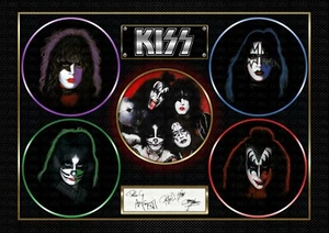 KISS  SIGNED ORIGINAL A4 PHOTO PRINT MEMORABILIA - Bild 1 von 4