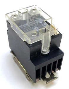 Carlo Gavazzi RA2325H06POS 25 Amp 230 Vac Solid State Relay - Picture 1 of 3