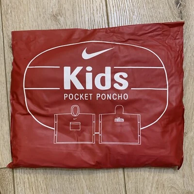 Poncho de bolsillo para lluvia rojo Nike para jóvenes Talla única para la mayoría Unisex Foto 1 de 4