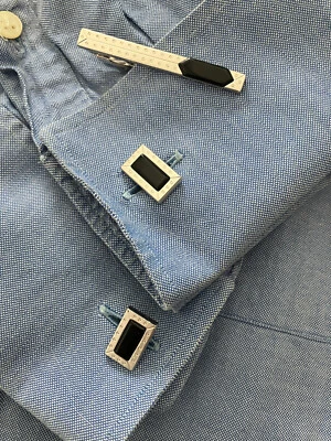 Juego de gemelos y barra de corbata Burberry vintage para hombre Foto 1 de 2