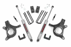 Rough Country 5in GM Suspension Lift Kit 07-13 1500 PU 2WD - Picture 1 of 6
