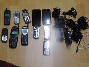 Handy Konvolut bestehen aus 11 verschiedene Handys - Bild 1 von 1