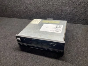 255842 Radio VW Polo III (6N1) 1H0035153A 1.0  - Bild 1 von 4