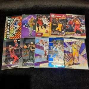 NBA Lebron James Card Bundle X 10 Insert/ Parallel 2016-2025 Cavs/ Lakers #23 - Bild 1 von 2