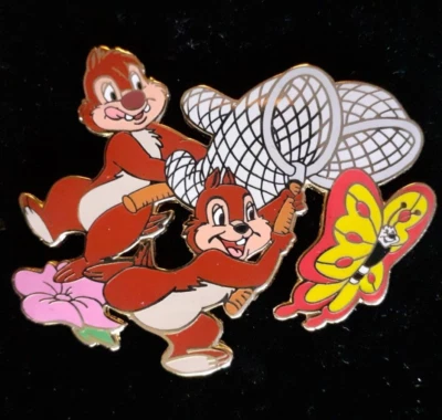 Disney Auctions Chip and Dale With Butterfly Pin~2004~LE 1000~# 32039~NEW CARD! - Image 1 of 2