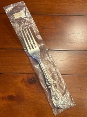 NEW TRUE DINNER FORK 7 7/8" REED & BARTON FRANCIS I STERLING SILVER 1 FORKS MARK - Image 1 of 4