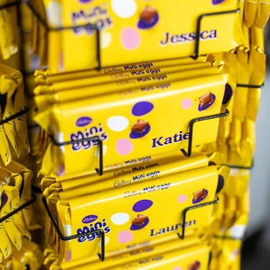 Cadbury Personalised Chocolate Mini Eggs Bar 110g Choose Name Easter Birthday! - Picture 1 of 81