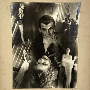 Oversize Druck 10 5/8 x 13 3/4 Bleistift signiert Longworth Dracula Chandler ? WER? - Bild 1 von 12