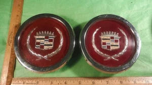 Tapa central de rueda de alambre Cadillac CA67 emblema vintage 1986-92 #255063 Fleetwood - Imagen 1 de 5