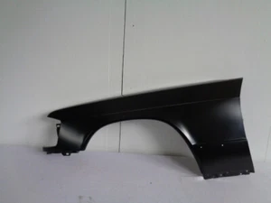 Kotflügel vorne links für MERCEDES 190 W201 Neu Vergleich Orig ET Nr. 2018811701 - Bild 1 von 7