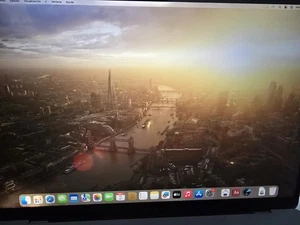 Apple MacBook Pro 16" 2019 Touch Bar - Core i7 2.6Ghz 16GB RAM 1tb SSD gpu 5300m - Picture 1 of 5
