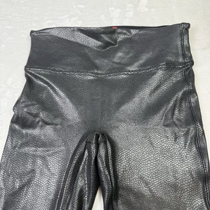 SPANX Faux Leather Croc Shine Leggings Womens XS Pants Snake Skin - Picture 1 of 10