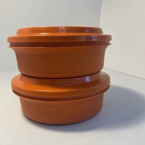 2 Tupperware Orange Seal N Serve Bowls 1253 with Lids 1207 Vintage - Picture 1 of 15