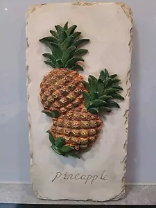 3D Fruit Plaque Pineapple Ceramic Wall Hanging Kitchen Dining Picture Tile - Foto 1 di 8