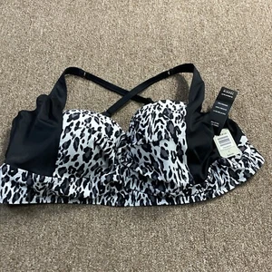 REGGISENO PUSH UP TORRID Snow Leopard - Imbottito - Nuovo - $68 Nuovo con etichette - Foto 1 di 8