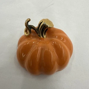 VTG BEST Pumpkin Pendant, Pin, Brooch Enameled Orange Pumpkin Goldtone Thanksgiv - Picture 1 of 10