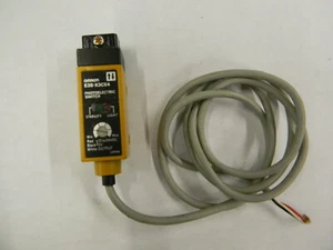 New Omron E3S-X3CE4 Photoelectric Switch N4 - Picture 1 of 4