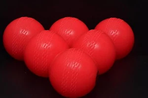Nuevo paquete de seis bolas de viento P&P GRATIS - Imagen 1 de 2
