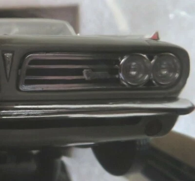 1963 Pontiac Lemans 1/18 Highway 61 NEW Tu Tone Green and White Top - Image 1 of 4