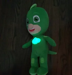 Disney PJ Mas - Gekko - 14in Sing & Talk Plush - Green Stuffed Animal  - Picture 1 of 10