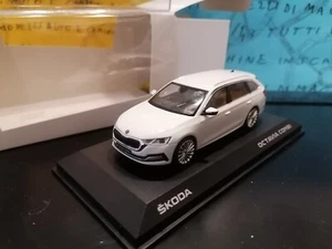 1/43 ABREX Skoda Otavia IV Combi 2020 white weiss blanc blanco wagon estate sw - Foto 1 di 1