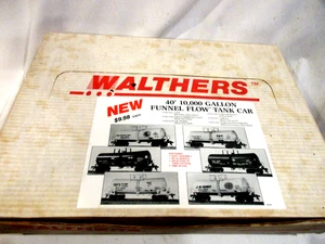 Walthers 40' 10 Gallon Funnel Flow Tank Cars 2-Complete Sets Sealed NOS O/B - Bild 1 von 8