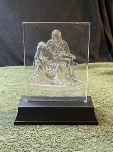 Vintage Acryl Kunststoff "La Pieta" Katholizismus Skulptur 8" - Bild 1 von 9