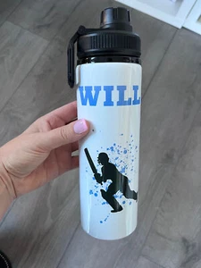 Personalised Cricket Water Bottle - Picture 1 of 6